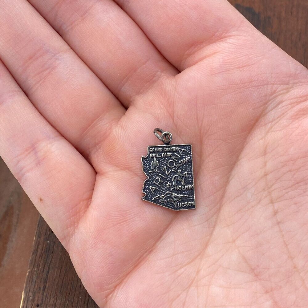 Vintage 925 Sterling Silver "Arizona" State Map Pendant Bracelet Charm